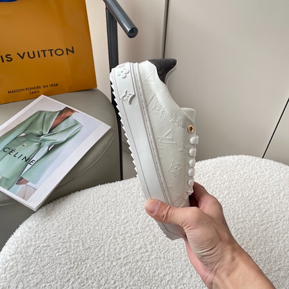 MJLS18 Synthetic Leather Shoes Women 35-42 shoes With box