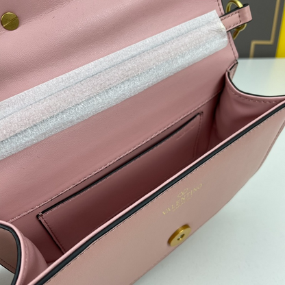 LVP5 bag 20-11-5cm Shoulder bags