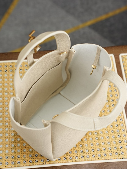 LYP60 bag 18-15-13cm Hand bag