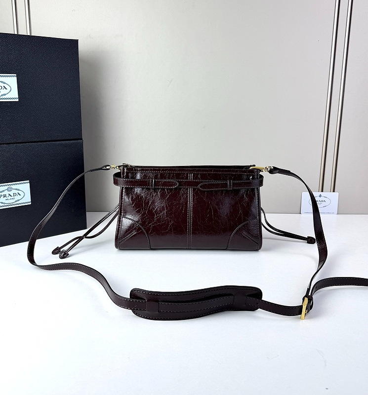LPP41 bag 26-14-12cm Shoulder bags