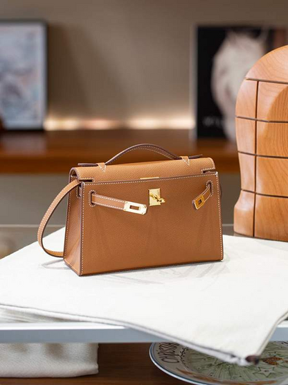 LHP17 bag 22-13-7CM Shoulder bags