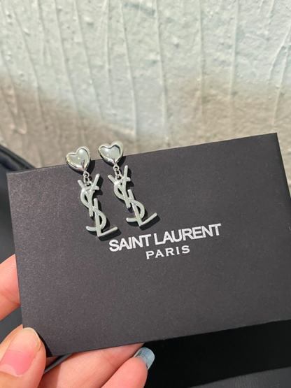 A1197  Women's new fashionable earrings and jewelry