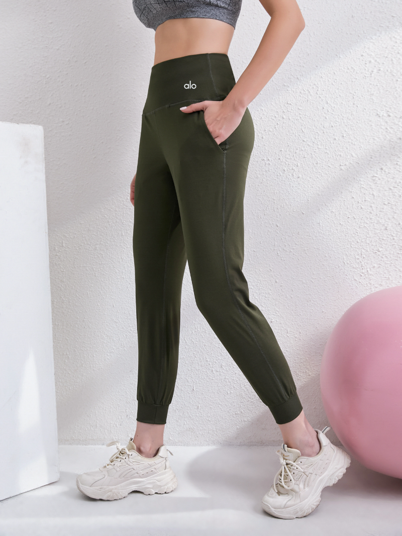 zalo133  Women's yoga pants, loose fitting, foot binding, sports and fitness pants, running, sports and leisure 9-inch pants clothing