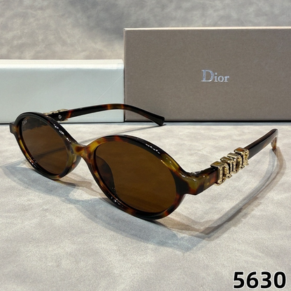 5630  Sunglasses with box