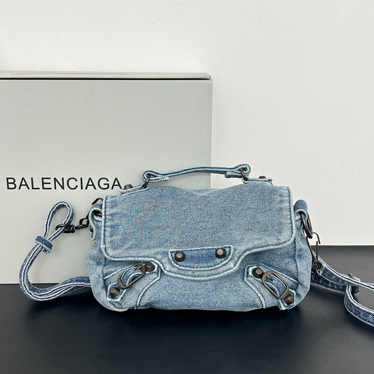 LBP17 Bag 22x8x12cm Shoulder bags