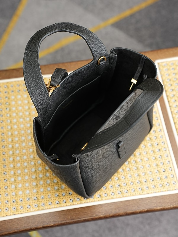 LYP60 bag 18-15-13cm Hand bag