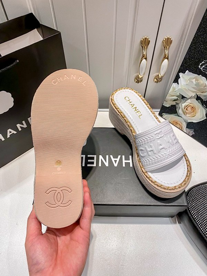 MCS1 Synthetic Leather slippers 35-40 Shoes With box