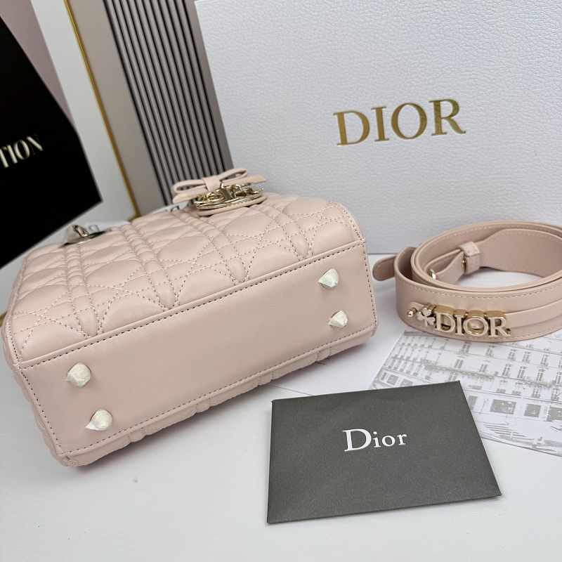 LDP31 bag 20-17-8cm Hand bag