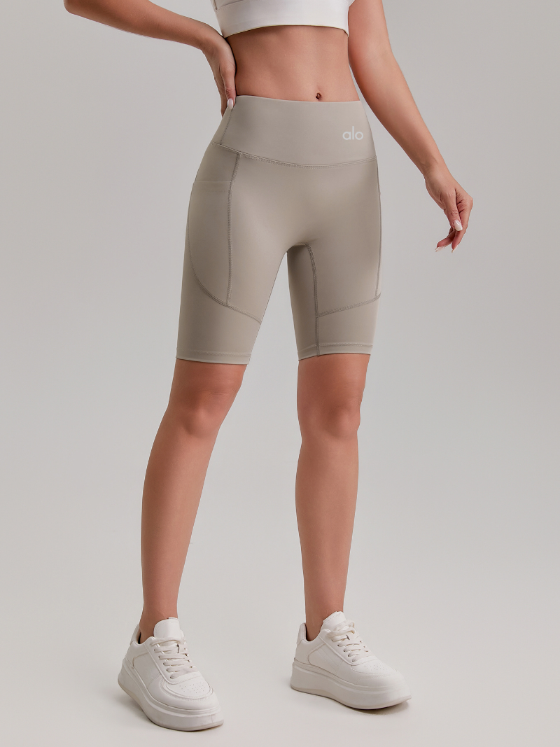 zalo3123  Women's cycling tight fitting cropped pants with peach hips, yoga pants for fitness and sports, side pocket shorts for clothing