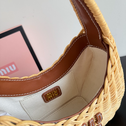 LMP17 bag 23-24-7cm Hand bag