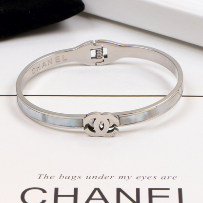 CHB22 Fashion boutique bracelet 316L stainless steel gold-plated bracelet, women's shell bracelet jewelry