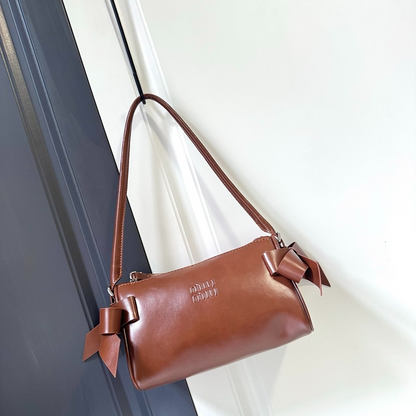 LMP28 bag 22-13-6cm Hand bag