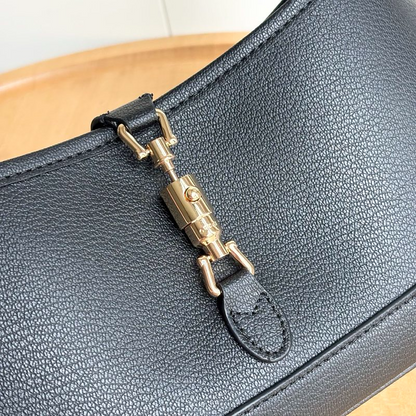 LGP62 bag 31.5-21-5cm 27-13-3.5cm Hand bag