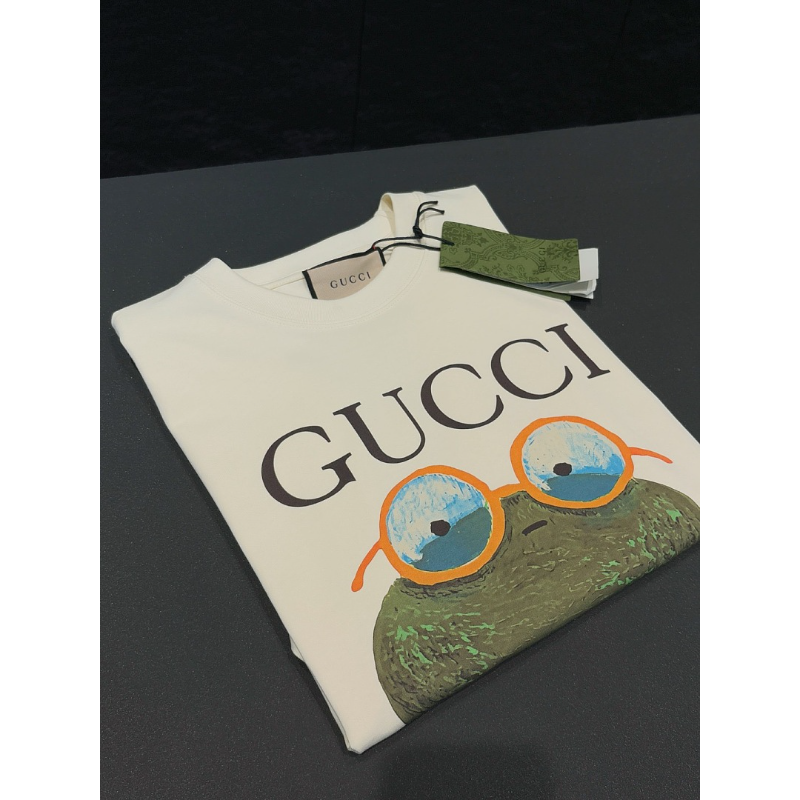 GUC052  New men's and women's summer pure cotton top T-shirt Clothing