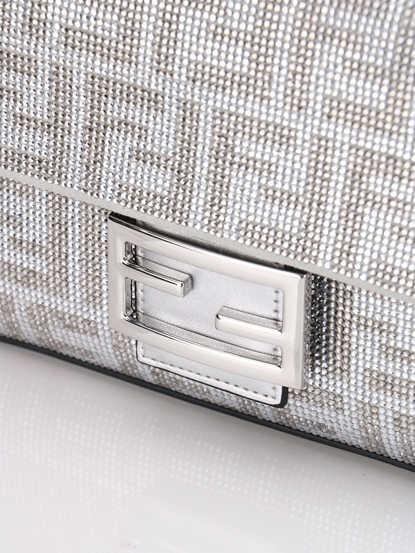 LFP46 bag 27-15-6CM Shoulder bags