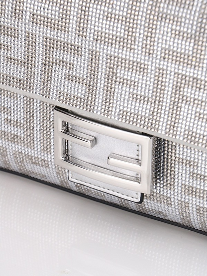 LFP46 bag 27-15-6CM Shoulder bags