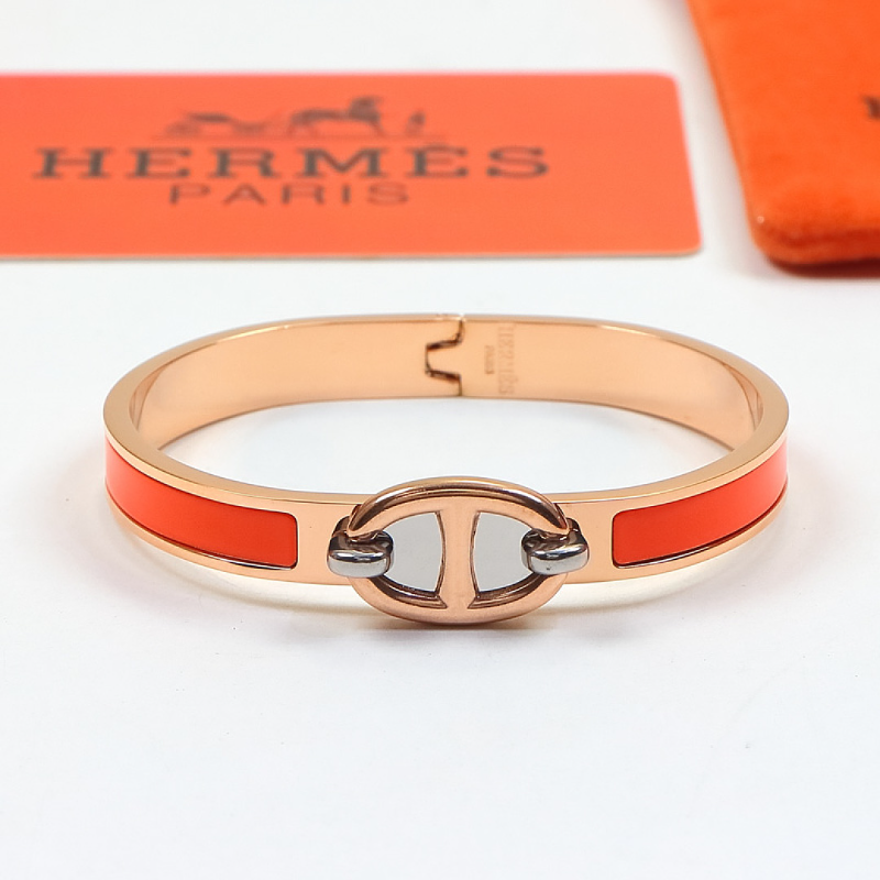 HB57 Classic Pig Nose H Logo Bracelet, High Quality Jewelry Gift for Women