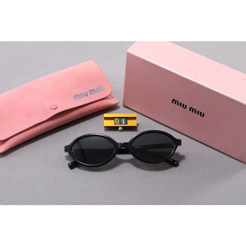 04  Sunglasses with box