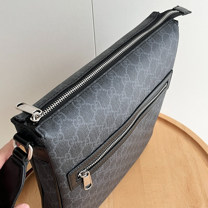 LGP90  bag 23.5-21-4.5cm 27-28.5-5cm Shoulder bags