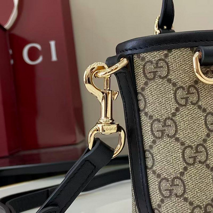 LGP57 bag17.5-11-6.5CM Hand bag