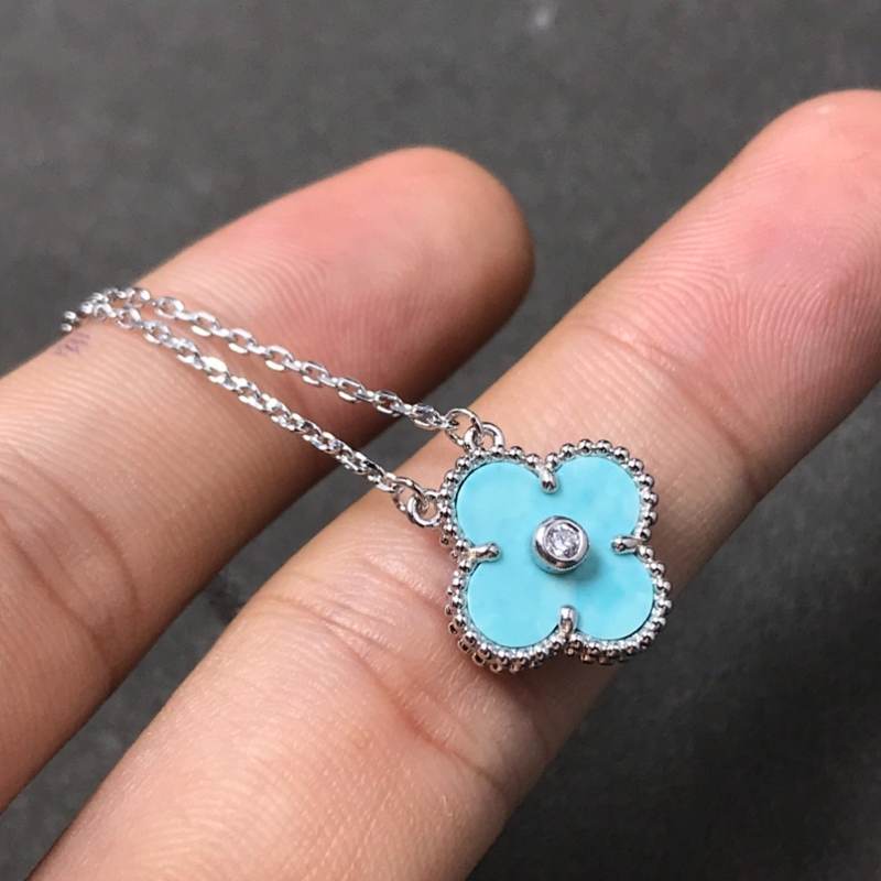 VAN63  Women's New Product Christmas Earnail Bracelet Necklace Set Jewelry