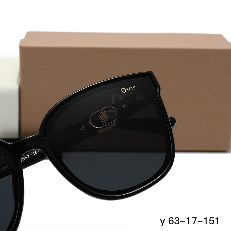 1099 Sunglasses with box