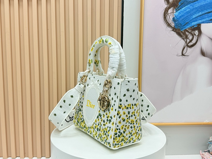 LDP42 bag 24CM Hand bag