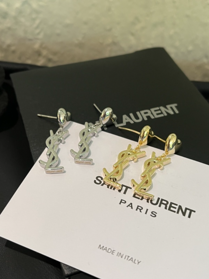A1197  Women's new fashionable earrings and jewelry