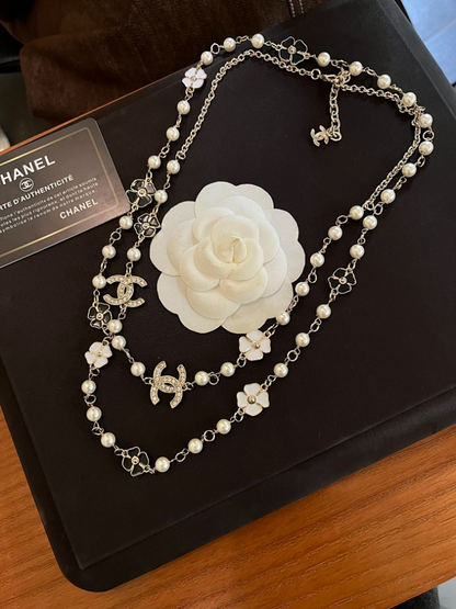 X708  Women's necklace, sweater chain, one three piece jewelry
