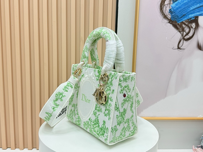 LDP42 bag 24CM Hand bag