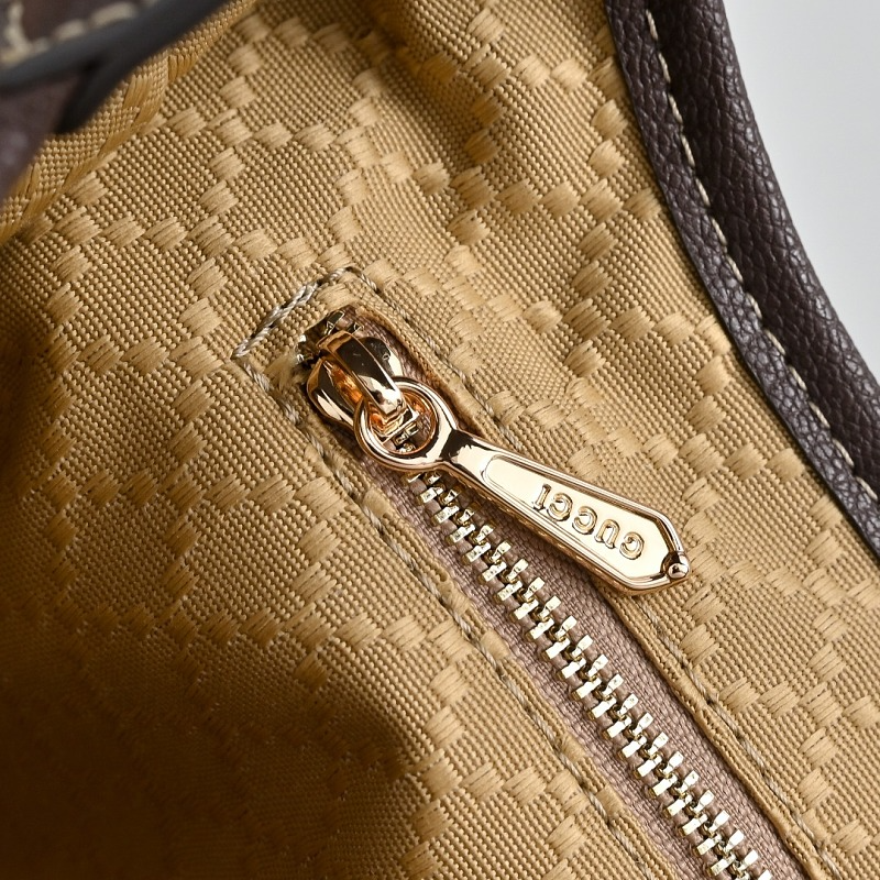 LGP94 bag 31.5X22X4.5CM 28X16X 3.5CM Hand bag