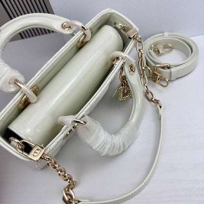 LDP60 bag 22-13-4cm Hand bag