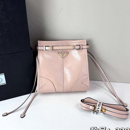 LPP38 bag 19.5-20-7cm Shoulder bags