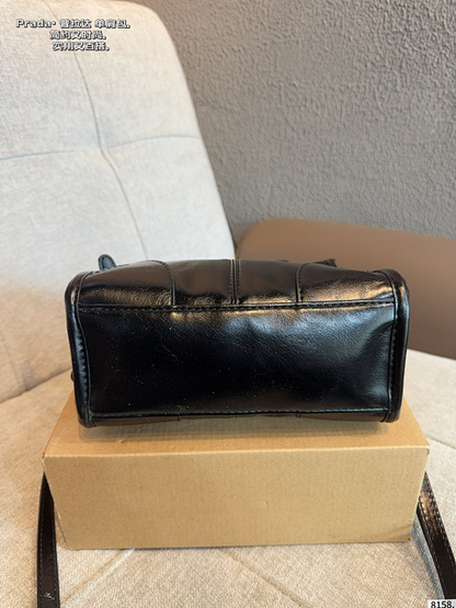 MPP16 Leather Bags 20-10-18CM Bag