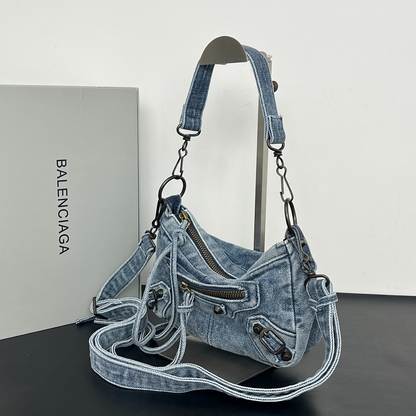 LBP18 Bag 27.9×19×13.9cm Shoulder bags