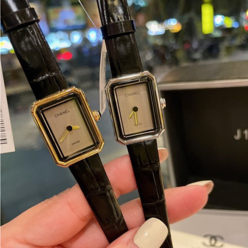 CW7  Women's black cowhide strap watch 19.7 x 15.2 x 7.5mm