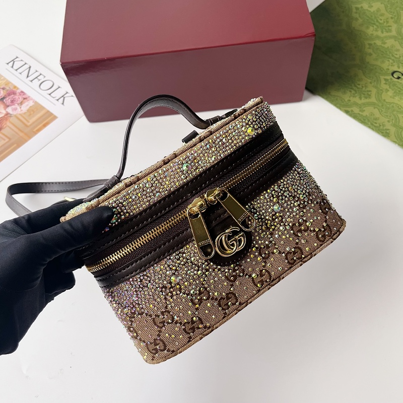 LGP66 bag 28-18-9cm Shoulder bags
