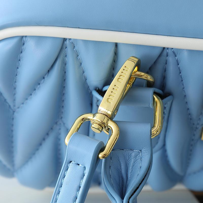 LMP23 bag 23-12-9cm Hand bag