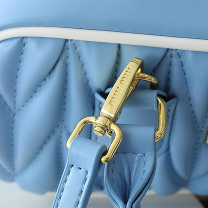 LMP23 bag 23-12-9cm Hand bag