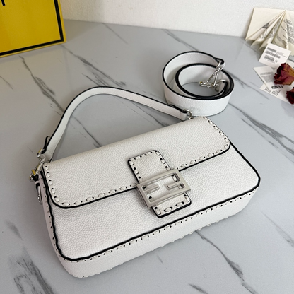 LFP30 bag 27-15-6CM Shoulder bags