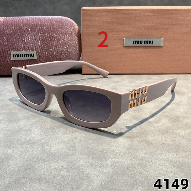 4149  Sunglasses with box