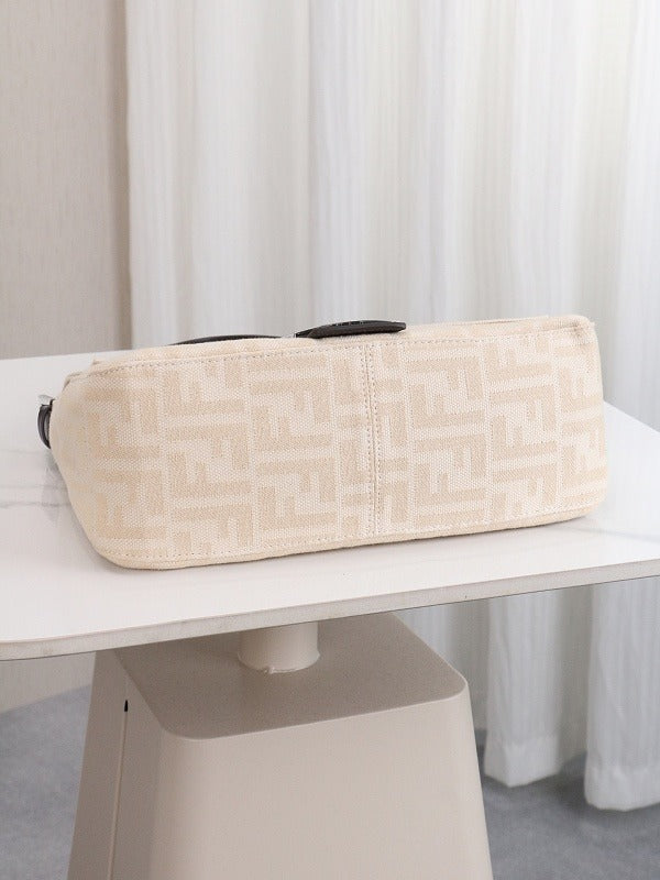 LFP43 bag 29-21-12CM 26-15-4CM Hand bag