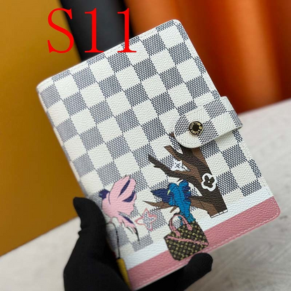 LLP251 Notebook 11.5-8.5-4.0CM  with box