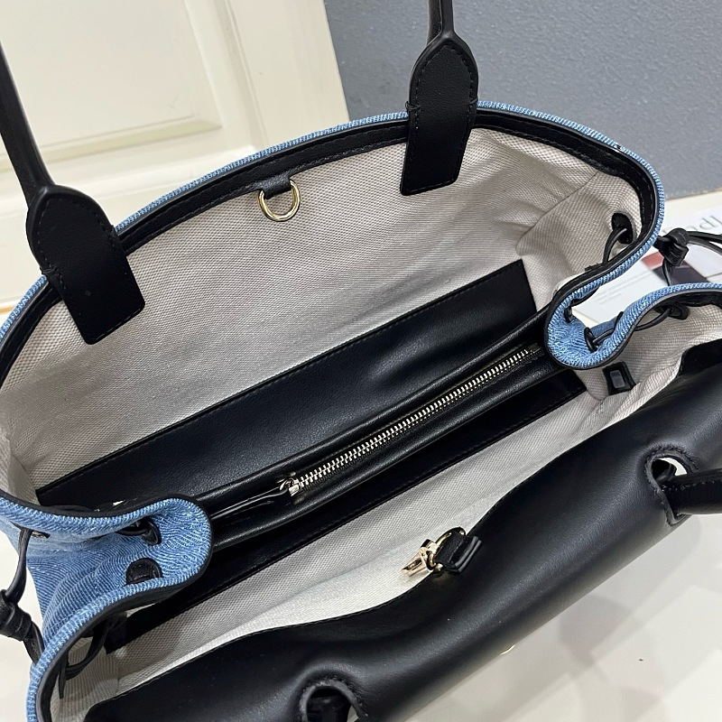 LCP147 bag30-16-12cm Hand bag