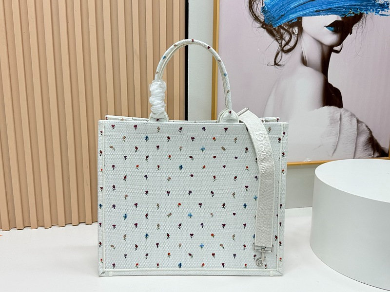 LDP33 bag  26-8-22cm 41-14-32cm 36-27-16cm Hand bag