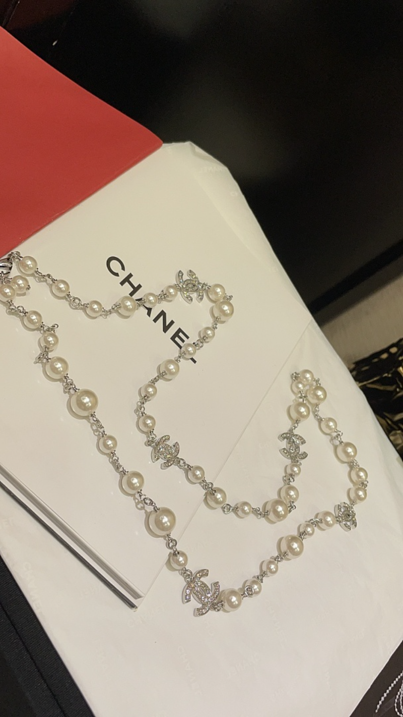 CHN120  Women's Classic Full Diamond C Pearl Necklace Sweater Chain Jewelry