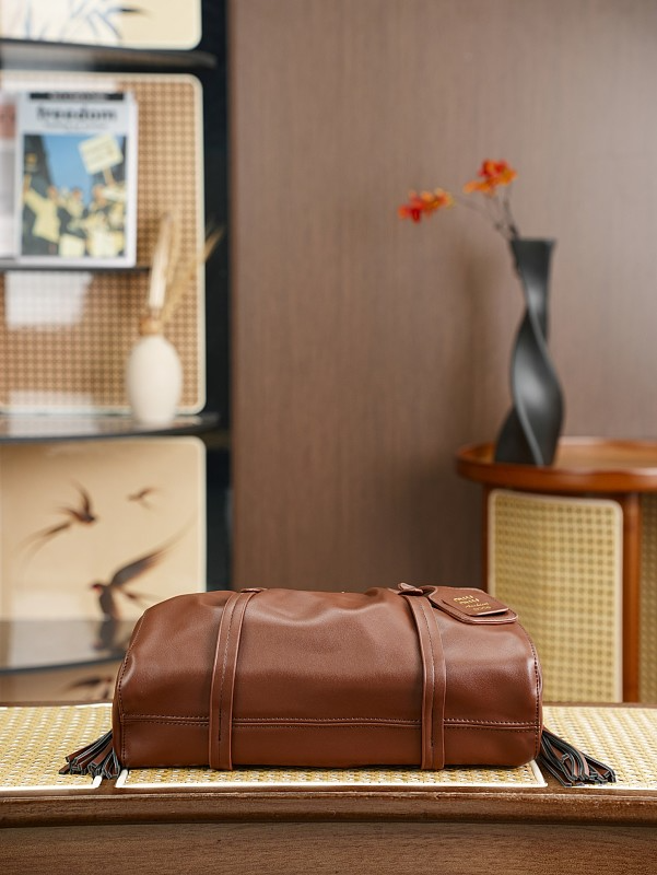 LMP18 bag 33-10-19cm Hand bag