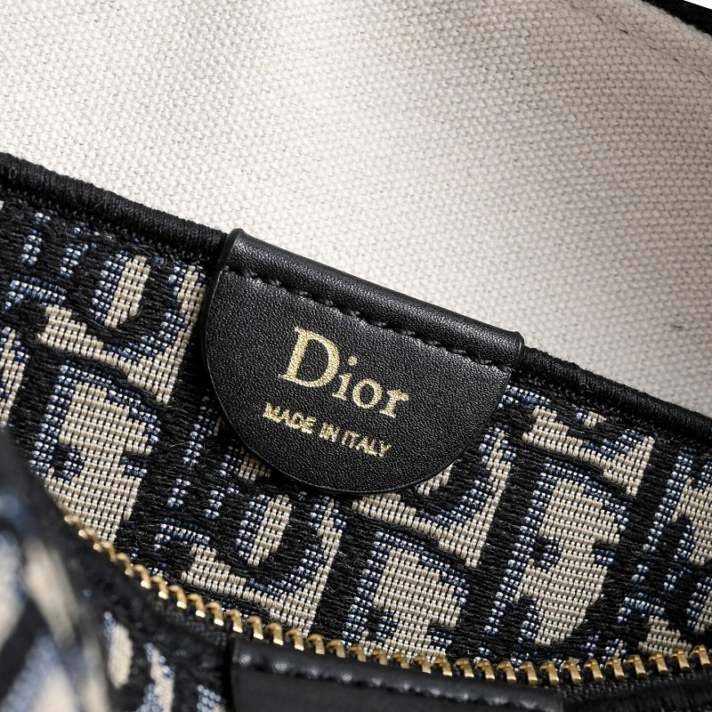 LDP66 Bag 22x13x9.5cm Shoulder bags