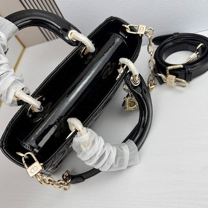 LDP60 bag 22-13-4cm Hand bag