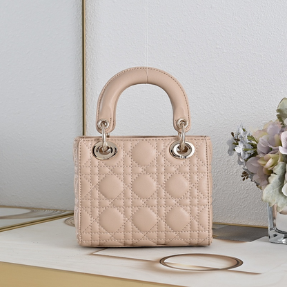 LDP56 bag 20-17-9 cm 17-15-8cm Hand bag